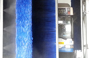 Bus wash at end of cycle with high pressure side wash