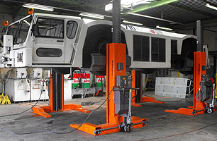 vehicle hoists & lifts